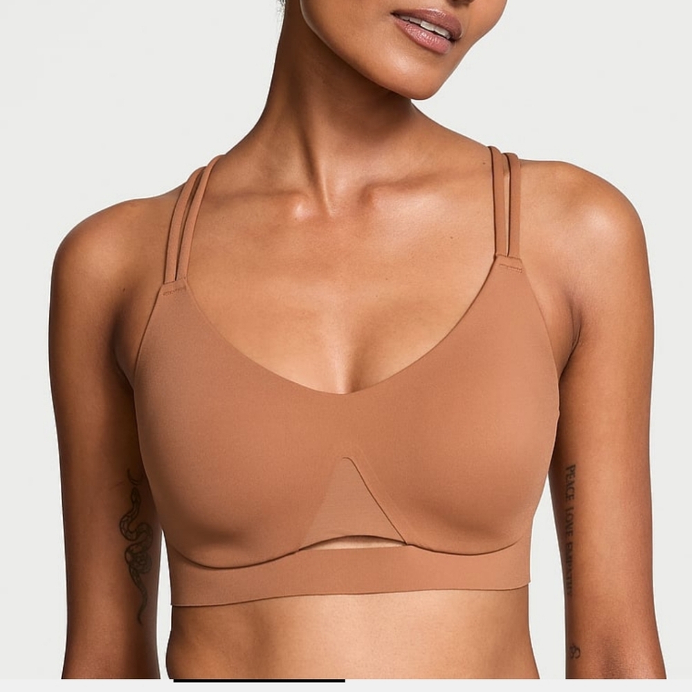 Victoria's secret vsx elevate strappy comfort sports bra S